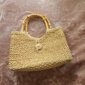 Straw purse bag with bamboo handles inner zipper pocket